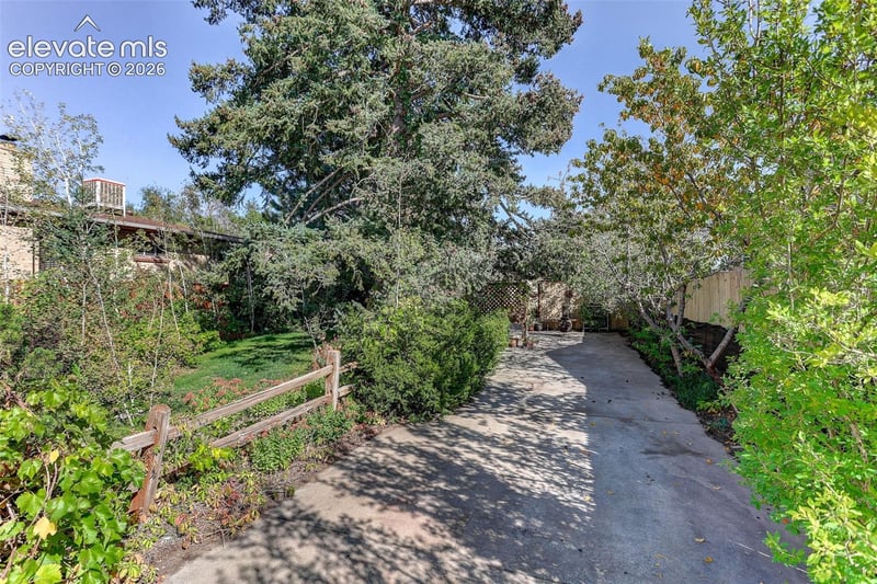 450 S Quitman St, Denver, CO 80219