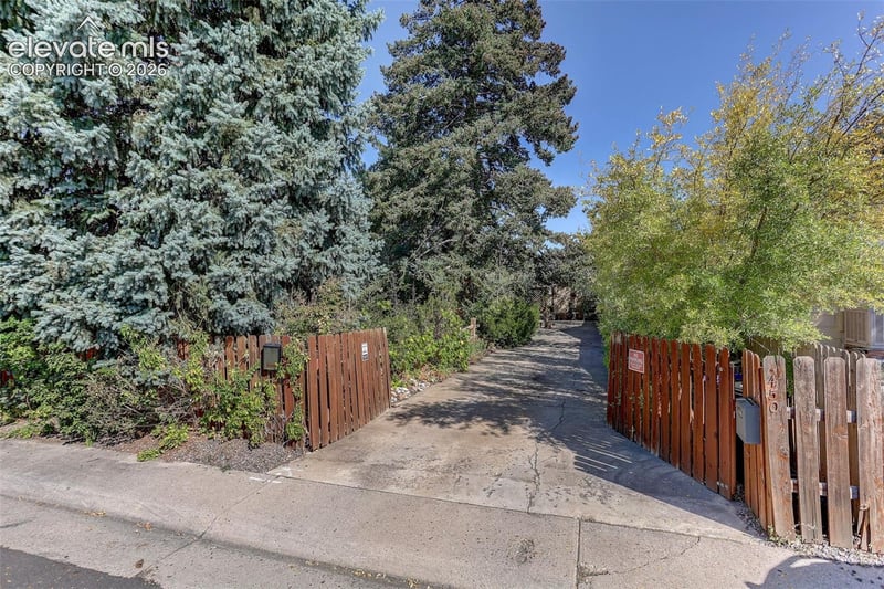 450 S Quitman St, Denver, CO 80219