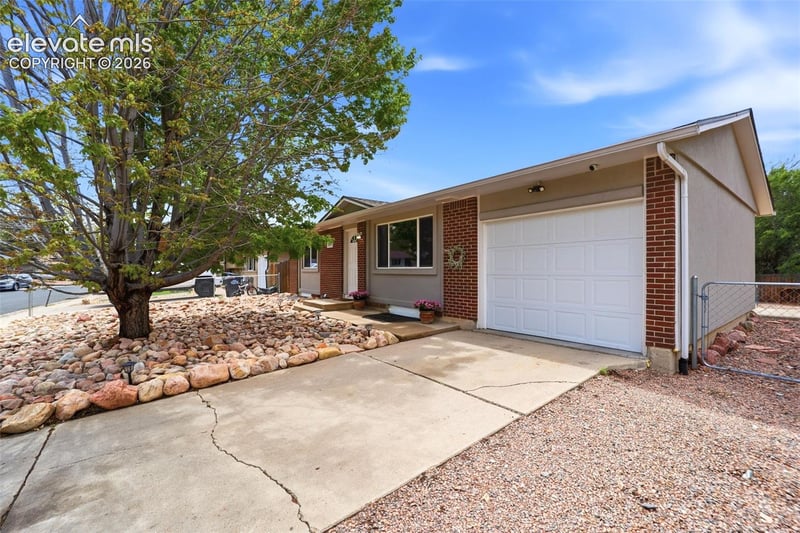 4526 Del Verde Dr, Colorado Springs, CO 80918