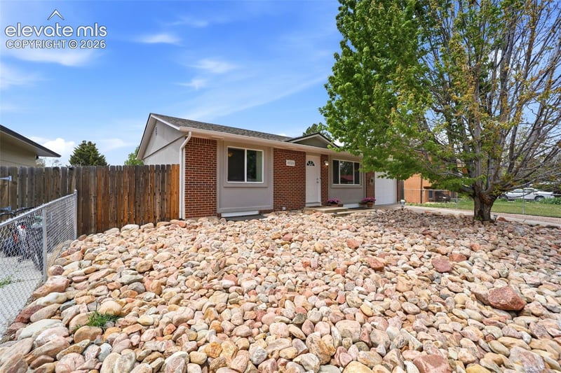 4526 Del Verde Dr, Colorado Springs, CO 80918