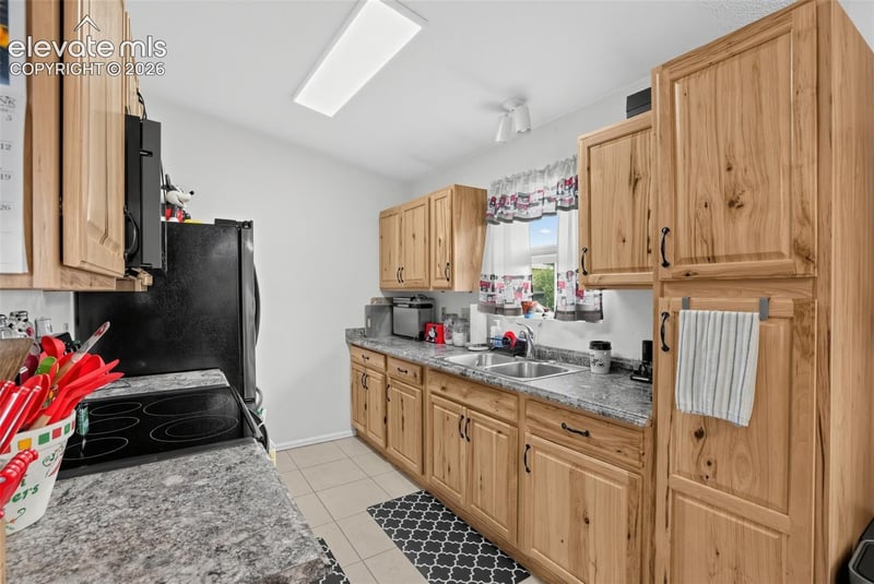 4565 Howland St, Colorado Springs, CO 80911