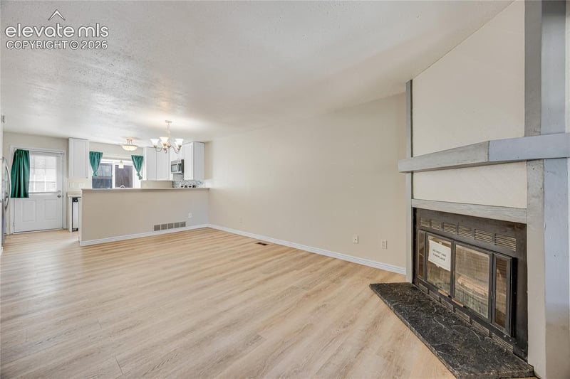 457 Rolling Hills Dr, Colorado Springs, CO 80919