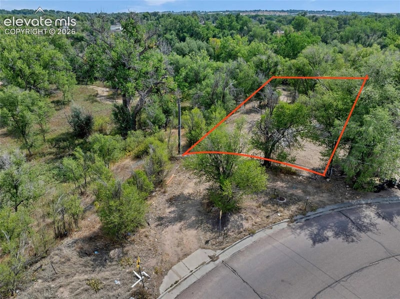 460 Crest Dr, Fountain, CO 80817