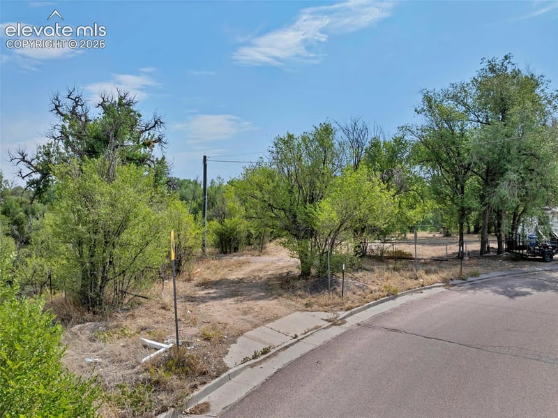 460 Crest Dr, Fountain, CO 80817
