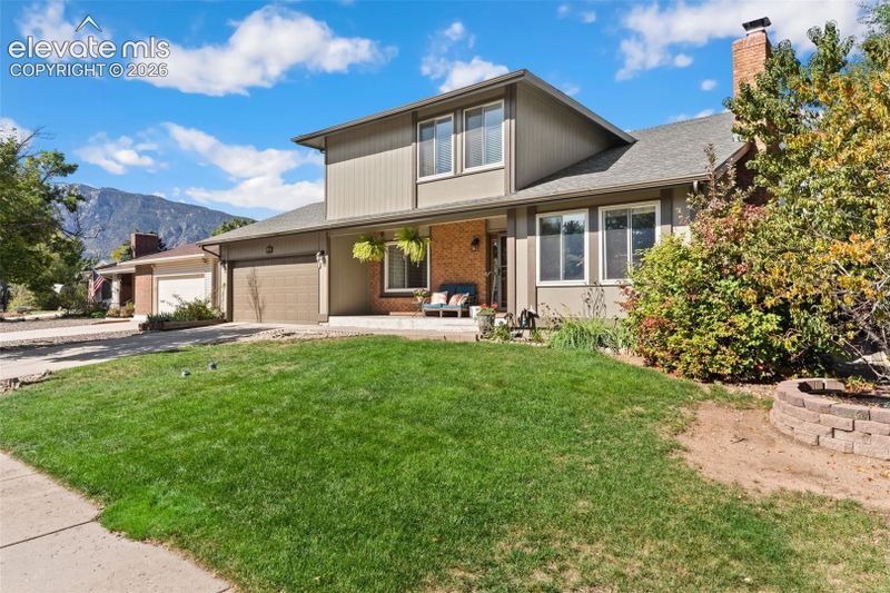 460 Red Cliff Ter, Colorado Springs, CO 80906