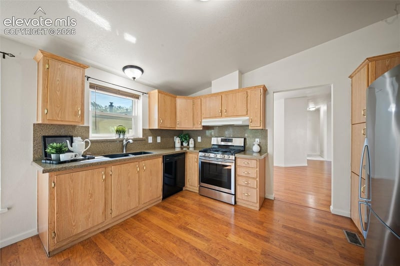 4637 Gray Fox Hts, Colorado Springs, CO 80922