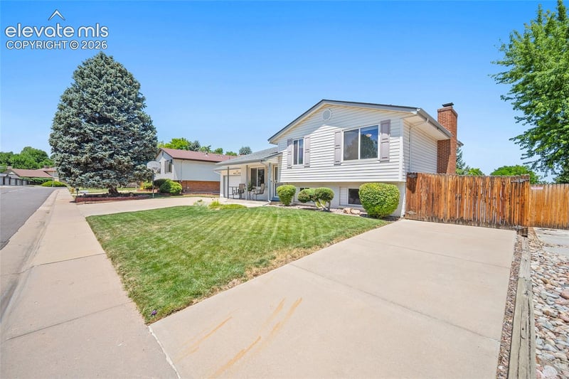 4695 W Stanford Ave, Denver, CO 80236