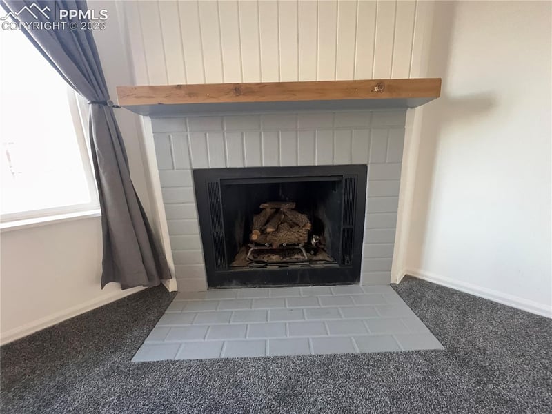 4723 Barnes Rd, Colorado Springs, CO 80917