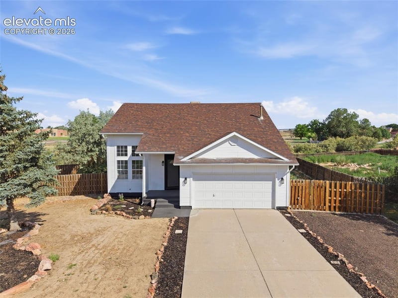 473 S Hook Ct, Pueblo, CO 81007