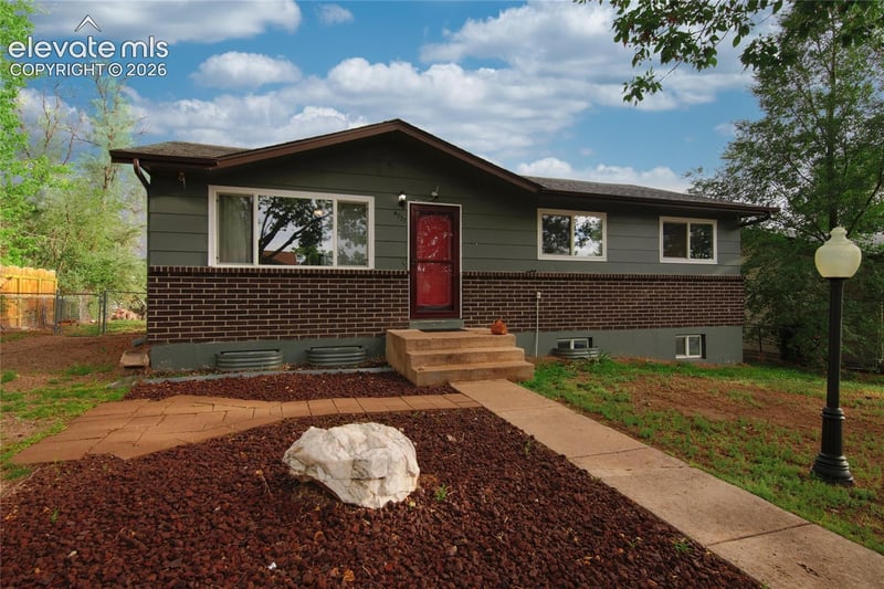 4737 N Splendid Cir, Colorado Springs, CO 80917