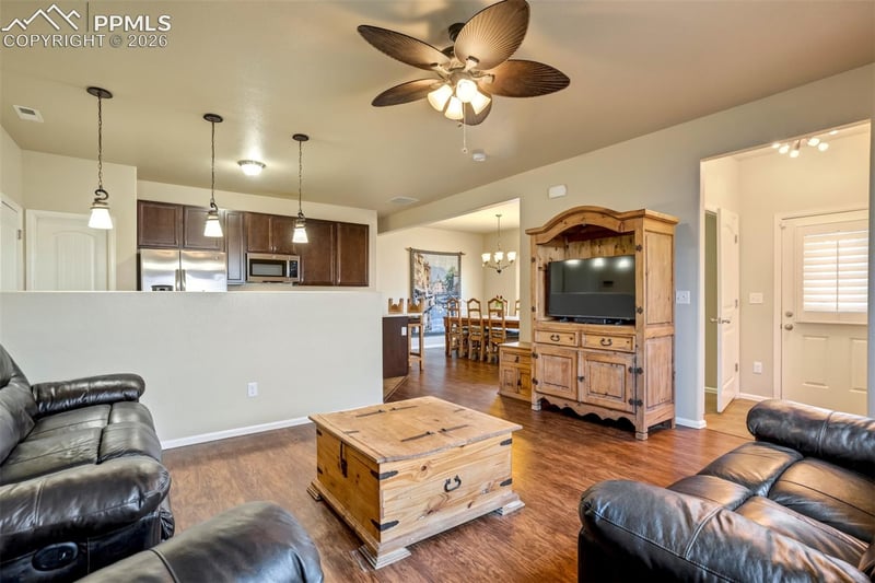 4766 Kerry Lynn Vw, Colorado Springs, CO 80922