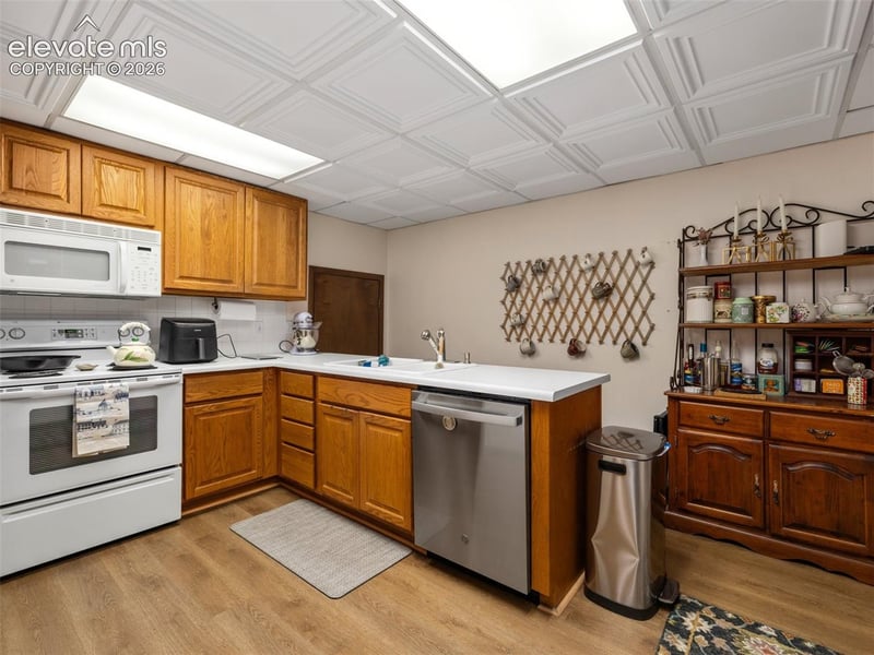 48 Regency Blvd #E, Pueblo, CO 81005