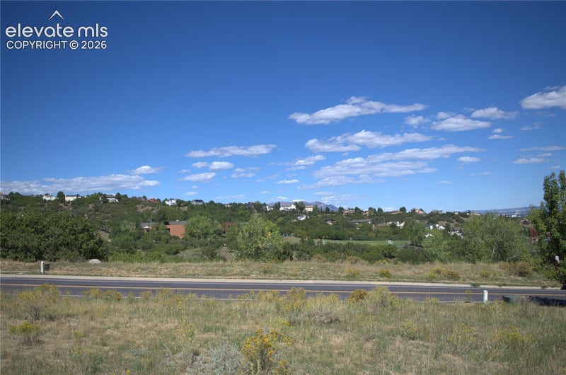 4815 Broadmoor Bluffs Dr, Colorado Springs, CO 80906