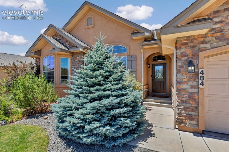 484 Pasada Way, Monument, CO 80132