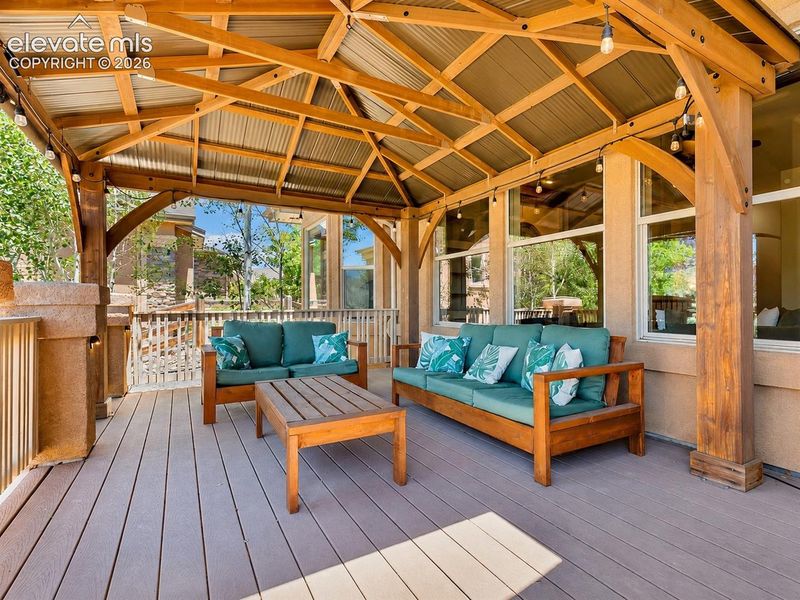 484 Pasada Way, Monument, CO 80132