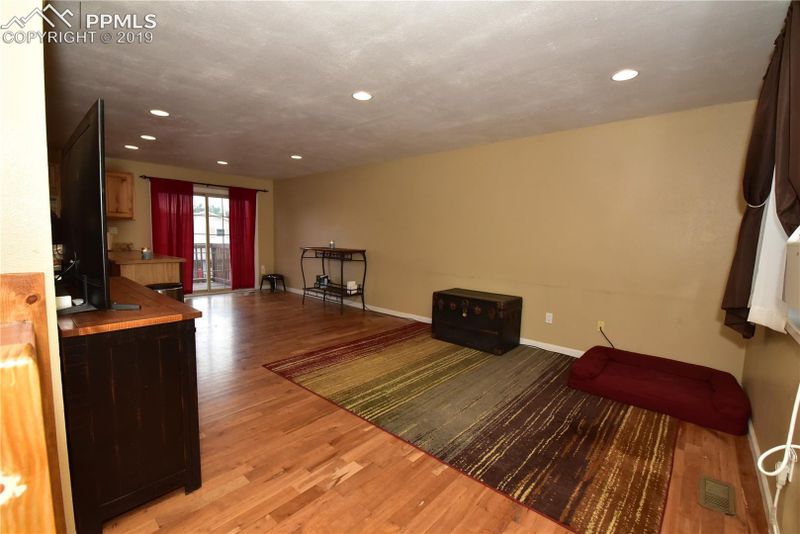 4875 Irving Dr, Colorado Springs, CO 80916