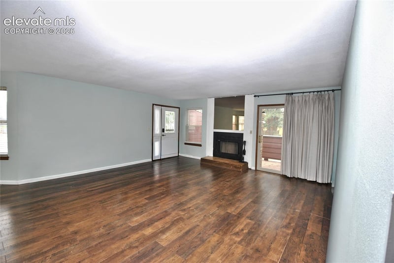 488 W Rockrimmon Blvd #G, Colorado Springs, CO 80919