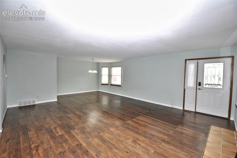 488 W Rockrimmon Blvd #G, Colorado Springs, CO 80919