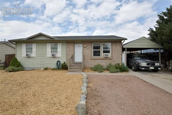 4885 Hunters Run NA, Colorado Springs, CO 80911
