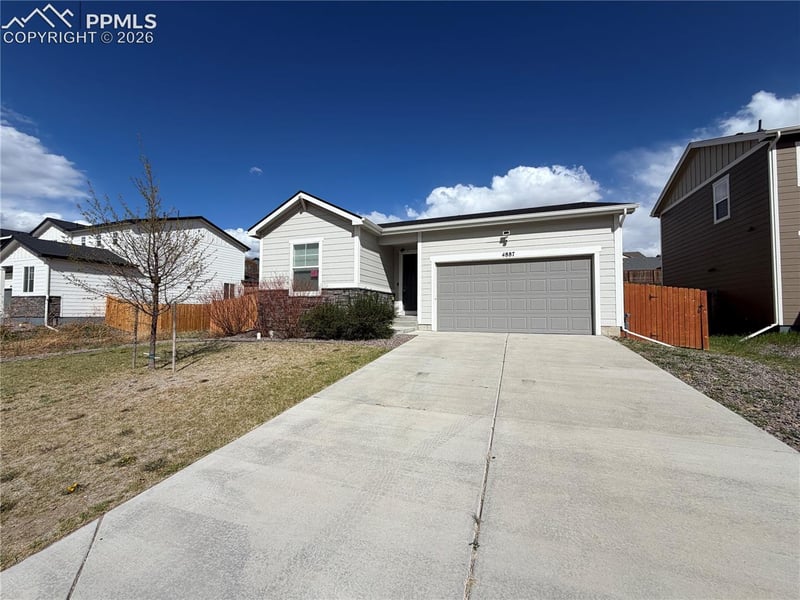 4887 Wolf Moon Dr, Colorado Springs, CO 80911