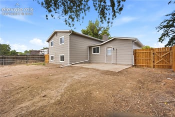 490 Calle Entrada NA, Fountain, CO 80817