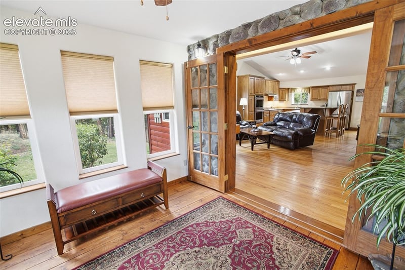 494 Lost Lake Dr, Divide, CO 80814