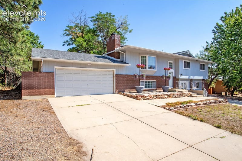 5012 Alteza Dr, Colorado Springs, CO 80917