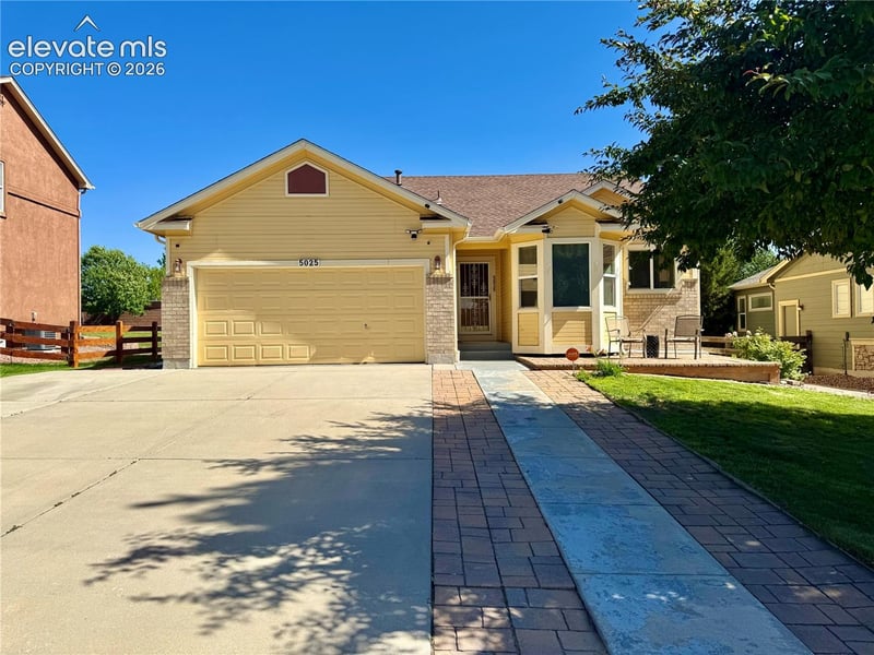 5025 Barnstormers Ave, Colorado Springs, CO 80911