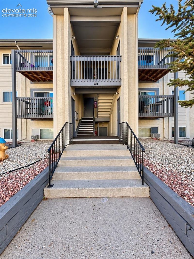 5038 El Camino Dr #60, Colorado Springs, CO 80918