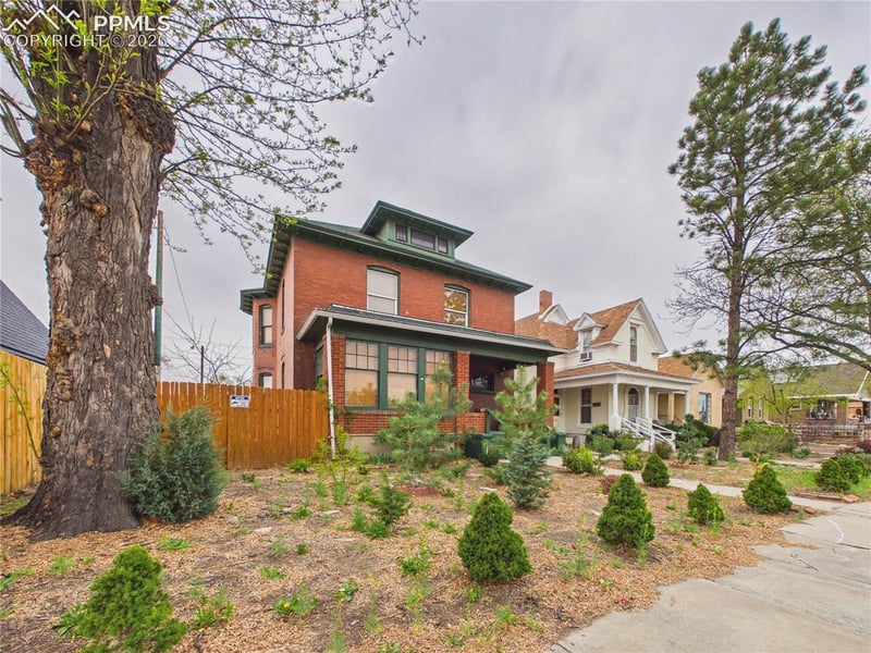 504 W Abriendo Ave, Pueblo, CO 81004