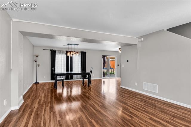 5043 Thrush Dr, Pueblo, CO 81008