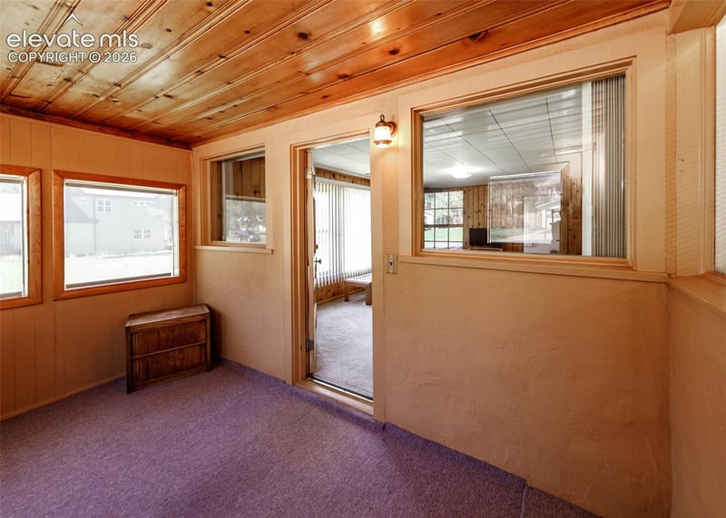 505 E Gunnison Ave, Woodland Park, CO 80863