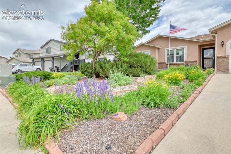 5055 Wainwright Dr, Colorado Springs, CO 80911