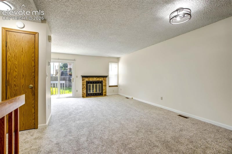 513 Shady Crest Cir, Colorado Springs, CO 80916