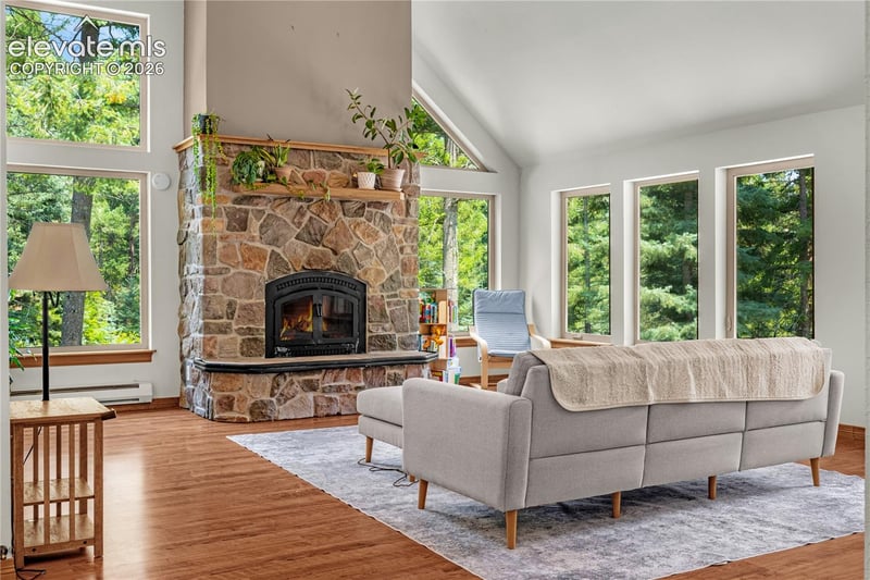 5147 Neeper Valley Rd, Manitou Springs, CO 80829