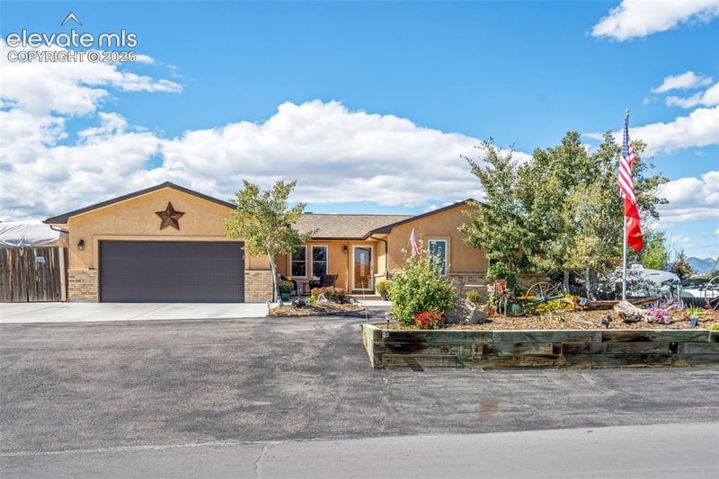 5160 Sapphire Dr, Colorado Springs, CO 80918