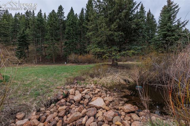 521 University Dr, Woodland Park, CO 80863