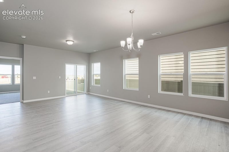 5216 Truscott Rd, Colorado Springs, CO 80925