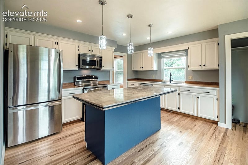 5230 Champagne Dr, Colorado Springs, CO 80919