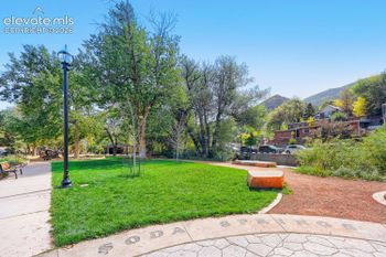 525 Canon Ave, Manitou Springs, CO 80829