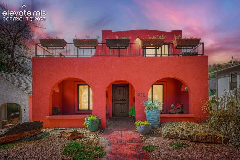 525 Canon Ave, Manitou Springs, CO 80829