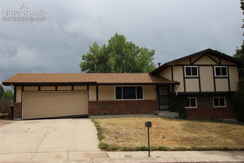 5327 Silver Spur Ave, Colorado Springs, CO 80915