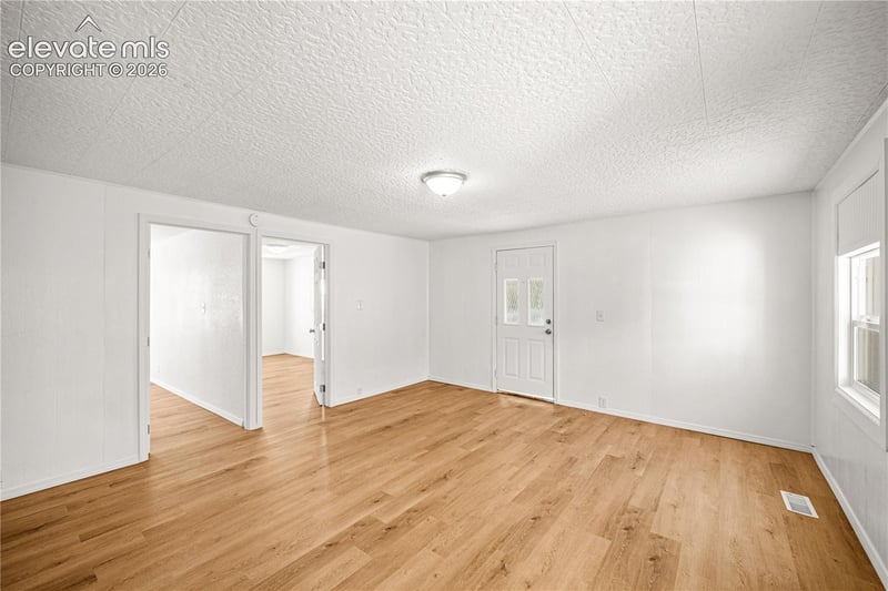 535 Cactus St, Pueblo, CO 81005