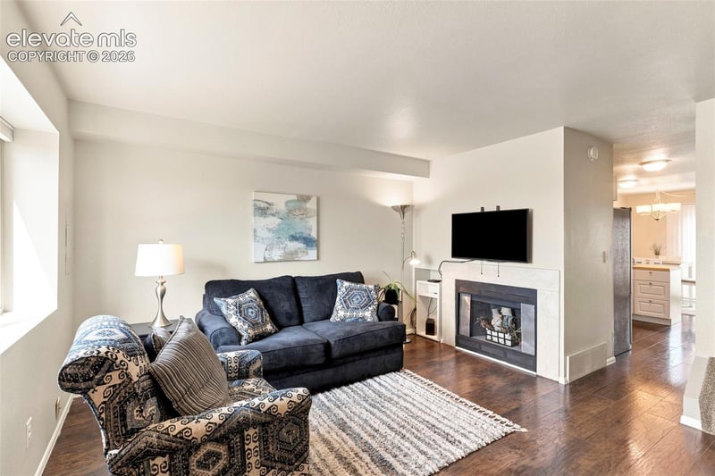 5362 Solar Ridge Dr, Colorado Springs, CO 80917