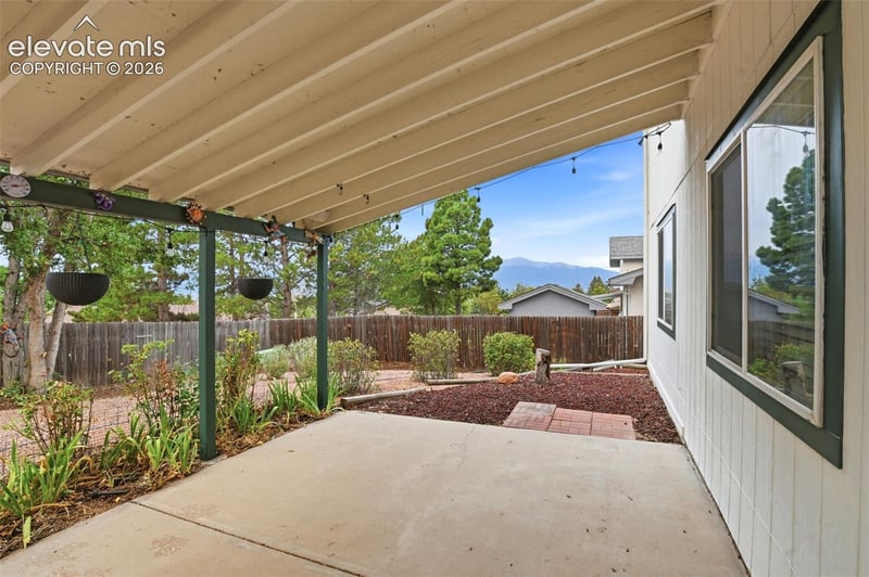 5375 Rawhide Ln, Colorado Springs, CO 80917