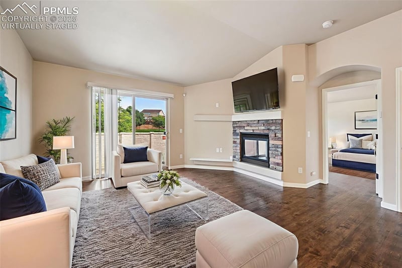5384 Oak Spring Hts, Colorado Springs, CO 80923