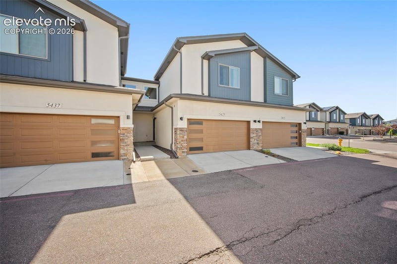 5425 Carvel Grv, Colorado Springs, CO 80922