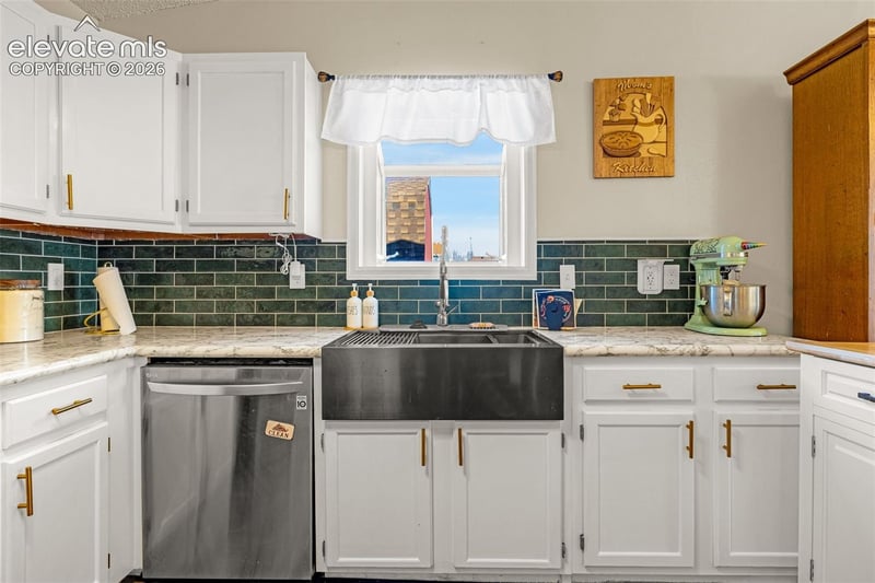 5425 Huxley Ct, Colorado Springs, CO 80911