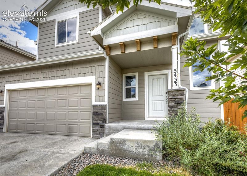 5433 Hammond Dr, Colorado Springs, CO 80915