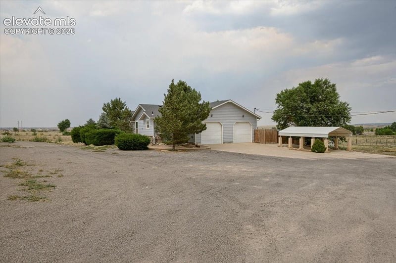 544 N Raymont Dr, Pueblo, CO 81007